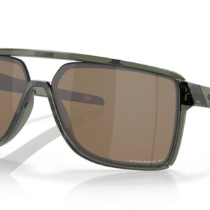 Oakley Translucent Brown Frame Sunglasses with Brown Lenses